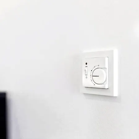 Apartment Helles Design-apartment Mit Balkon Im Zentrum