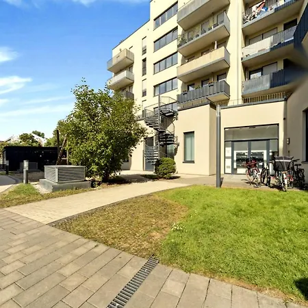 Helles Design-apartment Mit Balkon Im Zentrum Apartment *